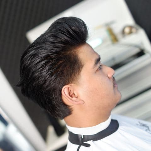 Pompadour Graduation